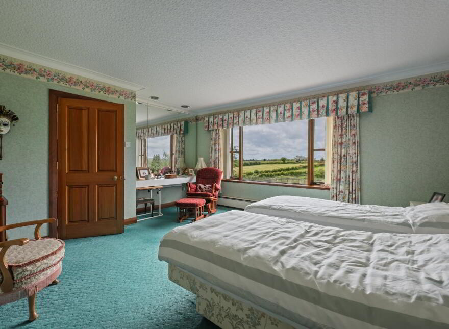 Oakleigh House, 736 Saintfield Road, Carryduff, Belfast, BT8 8AT