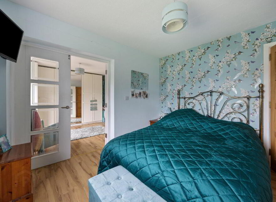 47 Hambleden Park, Dunmurry, Belfast, BT17 9NA