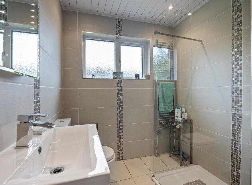 47 Hambleden Park, Dunmurry, Belfast, BT17 9NA