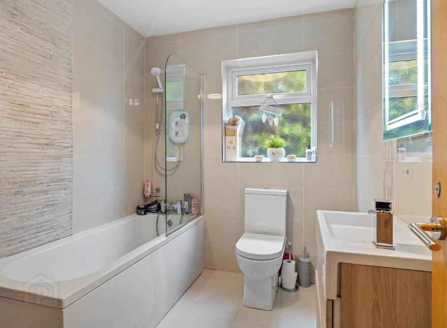 47 Hambleden Park, Dunmurry, Belfast, BT17 9NA