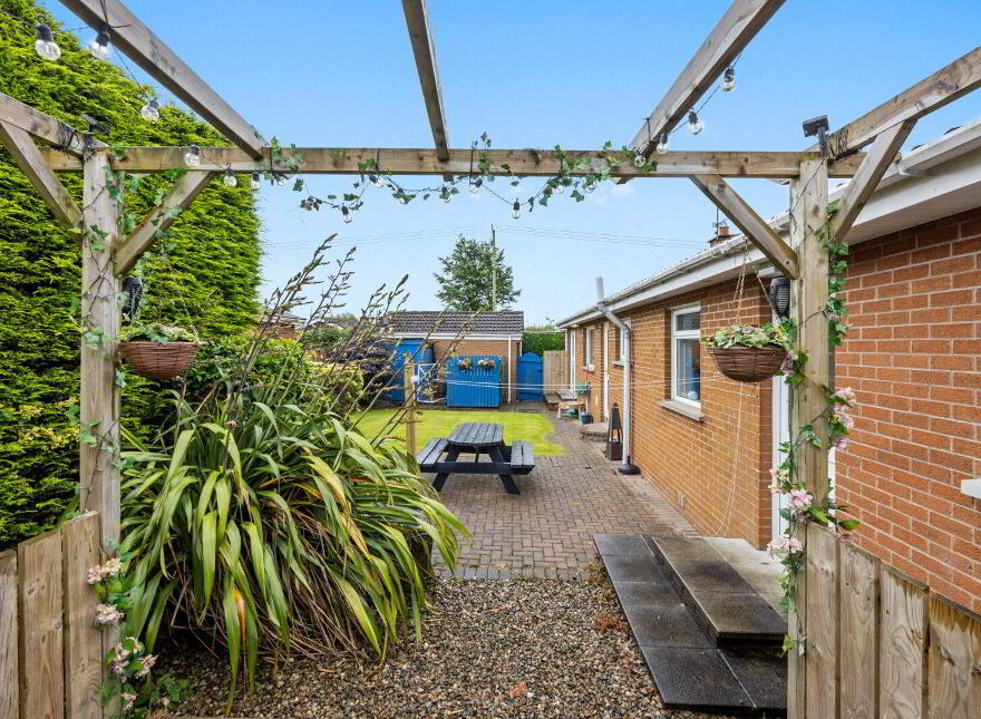 47 Hambleden Park, Dunmurry, Belfast, BT17 9NA