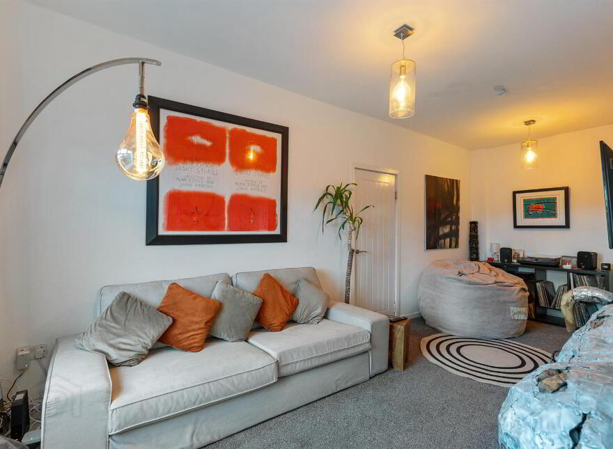 119 South Street, Newtownards, BT23 4JY