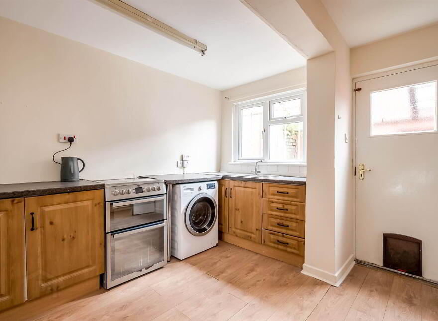 102 Melrose Street, Belfast, BT9 7DQ