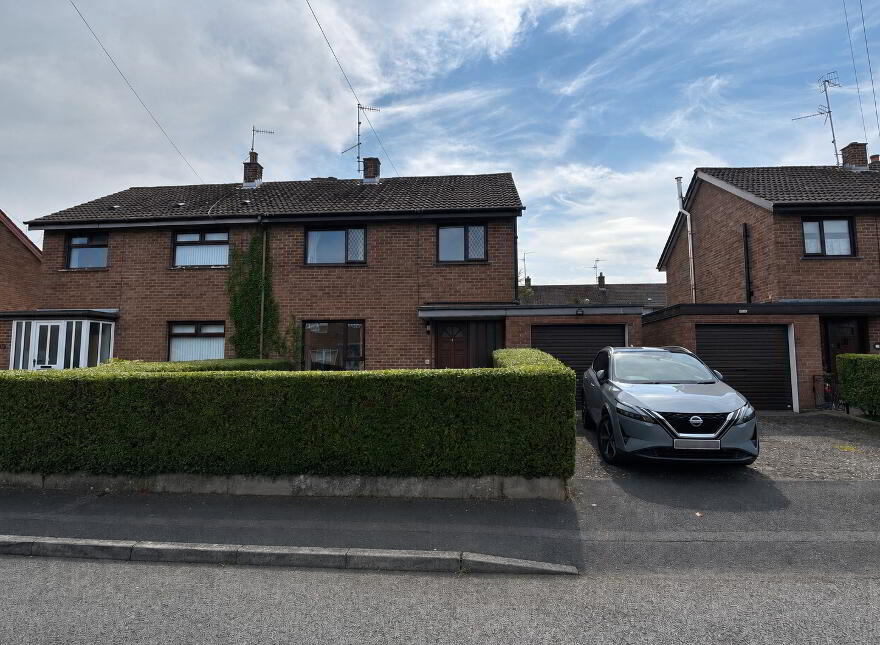 10 Kyle Avenue, Lurgan, BT66 8JQ