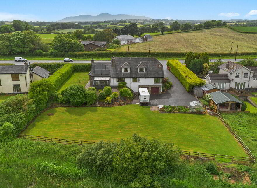 204A Ardglass Road, Downpatrick, BT30 7EB