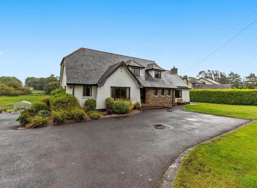 204A Ardglass Road, Downpatrick, BT30 7EB