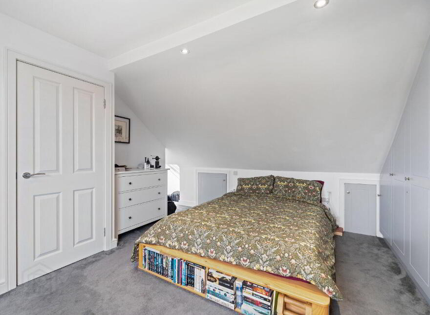 17 Cricklewood Park, Belfast, BT9 5GU