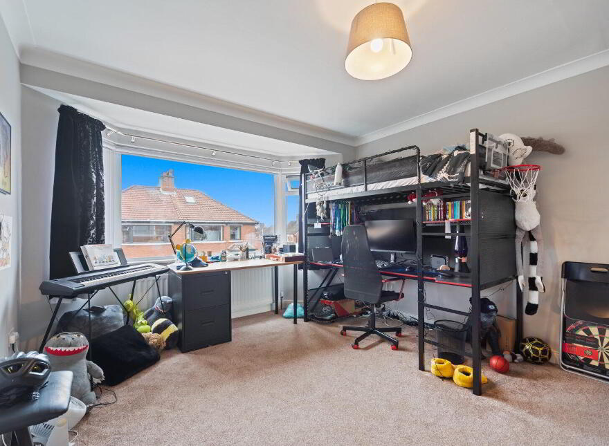 17 Cricklewood Park, Belfast, BT9 5GU