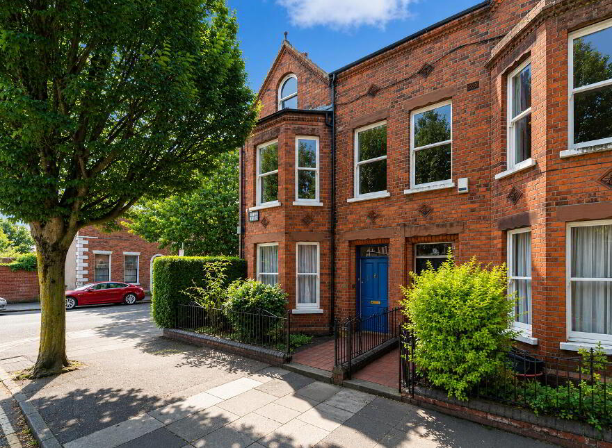 65 Rugby Road, University Street, Belfast, BT7 1PT