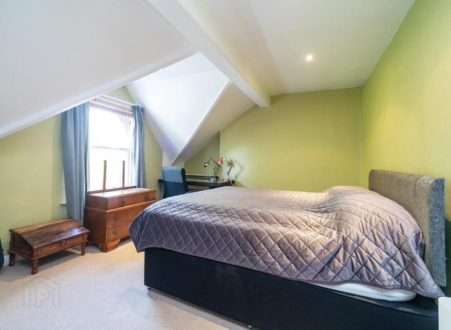 65 Rugby Road, University Street, Belfast, BT7 1PT