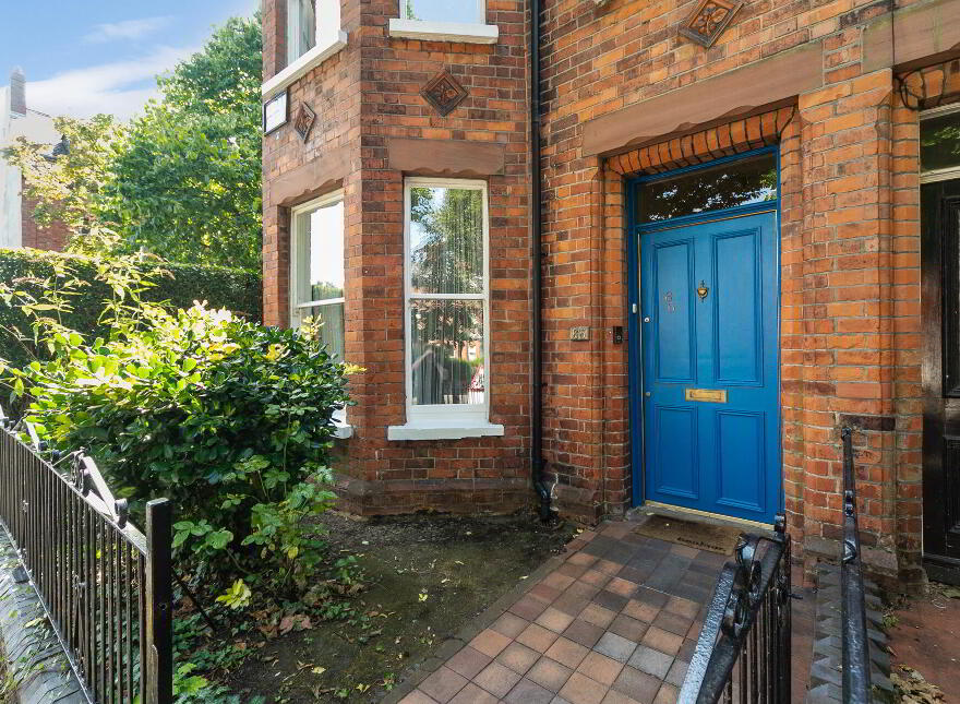 65 Rugby Road, University Street, Belfast, BT7 1PT