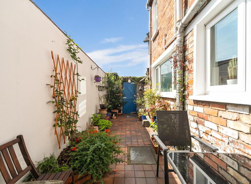65 Rugby Road, University Street, Belfast, BT7 1PT