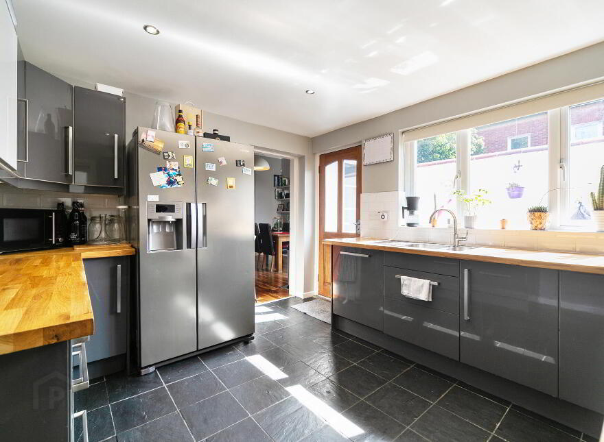 65 Rugby Road, University Street, Belfast, BT7 1PT