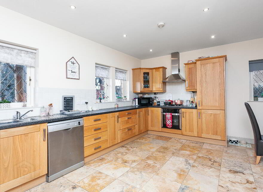141 Ballantine Gardens, Hillhall Road, Lisburn, BT27 5FJ
