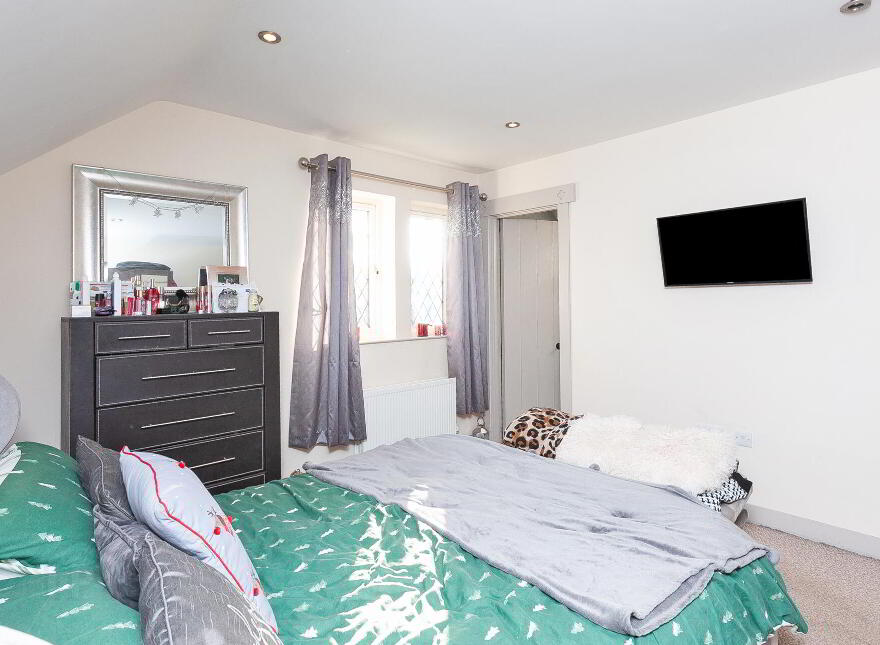 141 Ballantine Gardens, Hillhall Road, Lisburn, BT27 5FJ