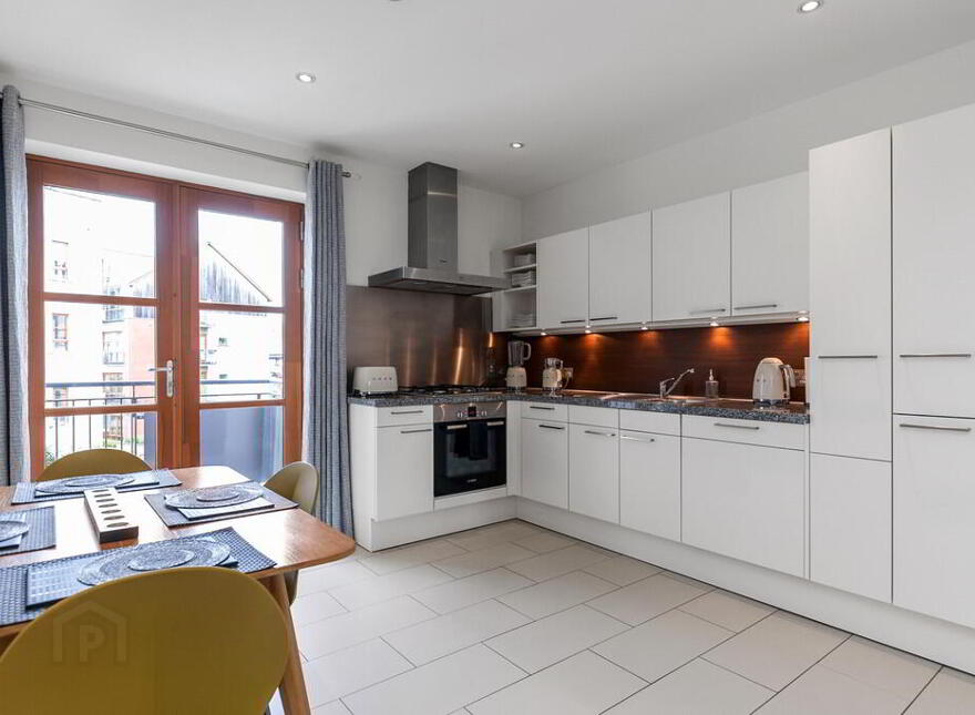 E13 The Elms, 77B Malone Road, Belfast, BT9 6SB