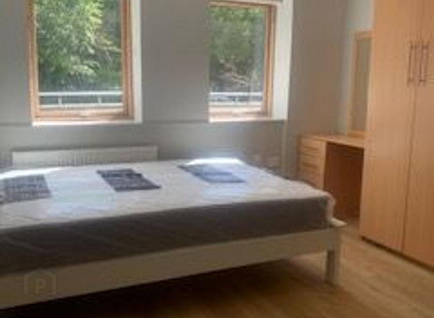 2 The Rise, Mount Merrion
