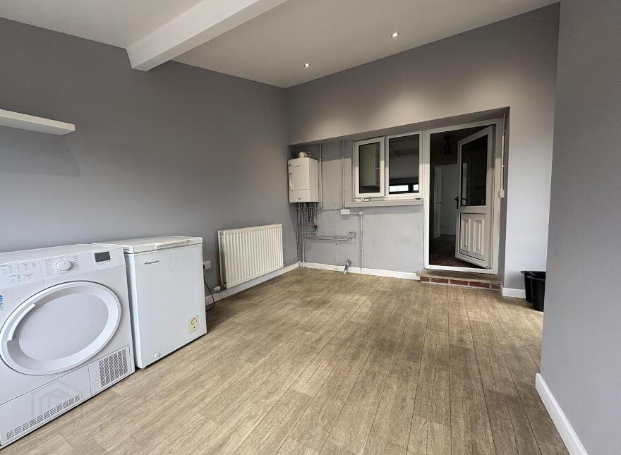 42 Railway Street, Comber, BT23 5HQ