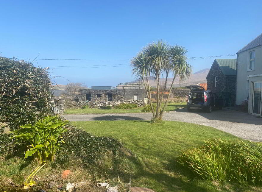 Upper Kilquane, Ballydavid, Dingle, V92C1K0