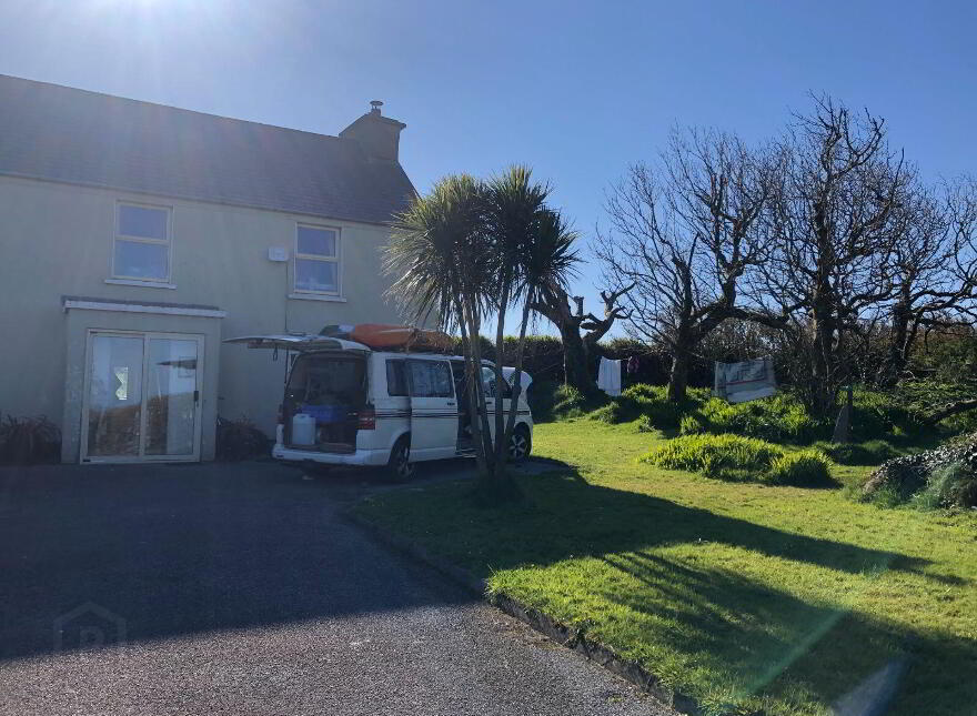 Upper Kilquane, Ballydavid, Dingle, V92C1K0