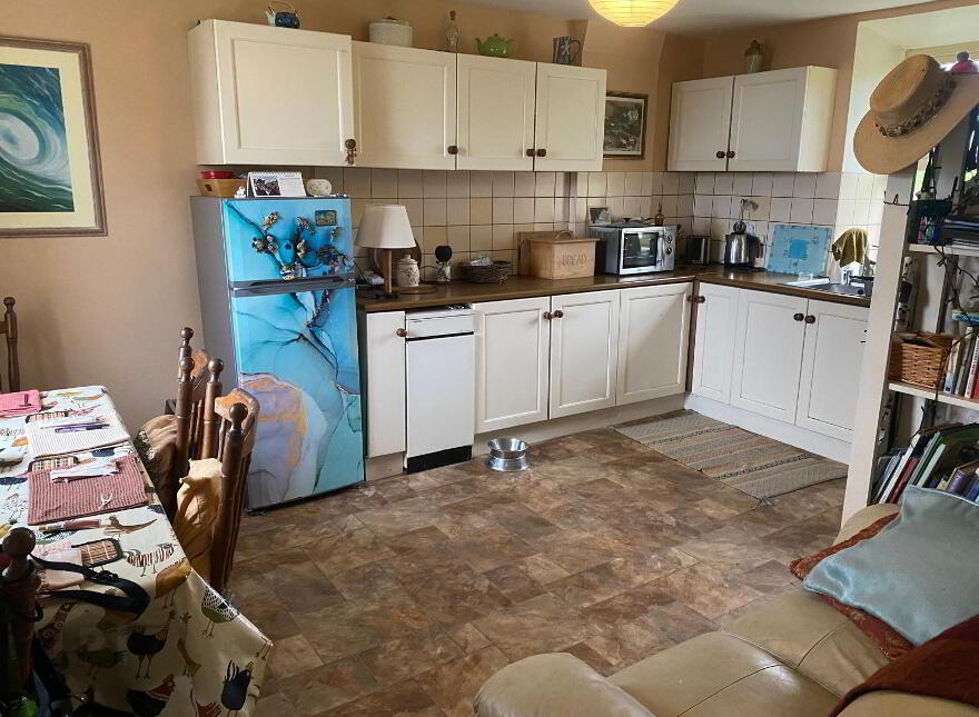 Upper Kilquane, Ballydavid, Dingle, V92C1K0