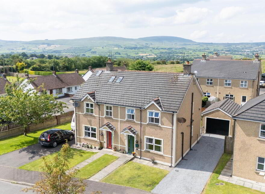 11 Mounthill Manor, Larne, BT40 3FB