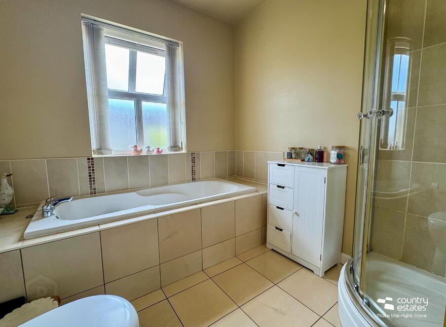 11 Mounthill Manor, Larne, BT40 3FB