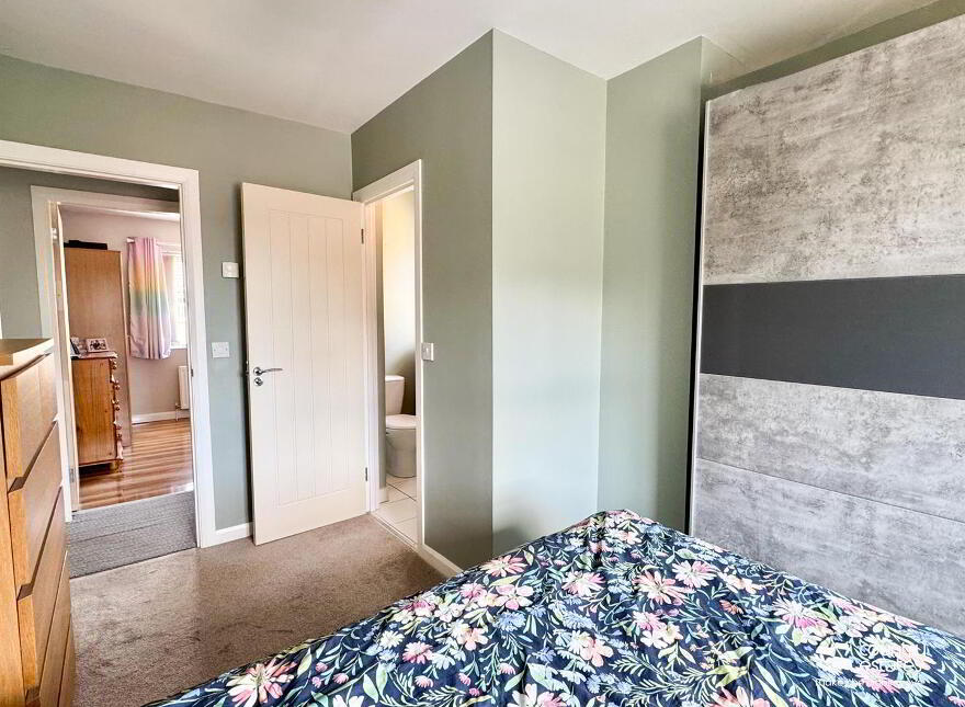11 Mounthill Manor, Larne, BT40 3FB