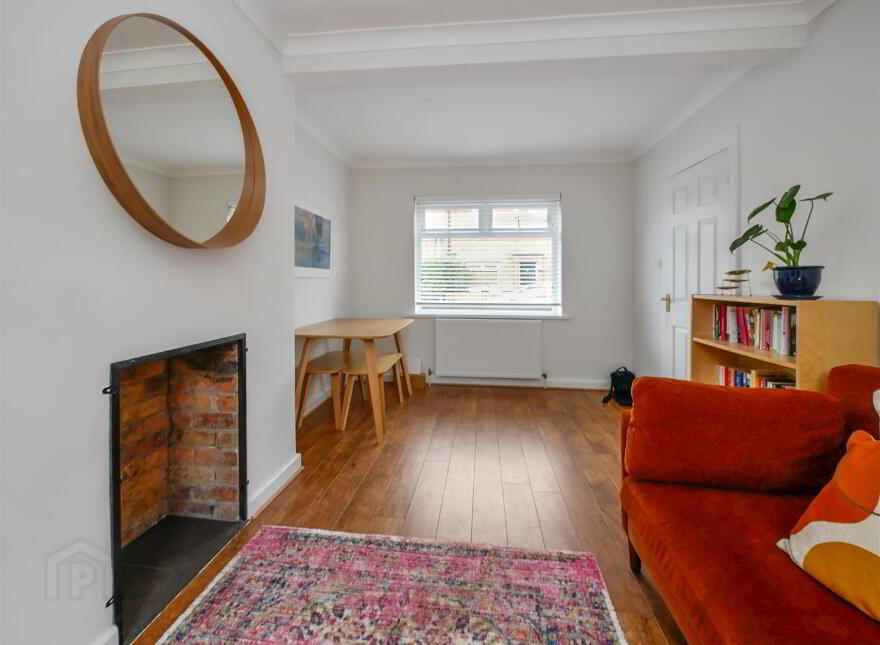 3 Chesham Gardens, Ravenhill Road, Belfast, BT6 8GX