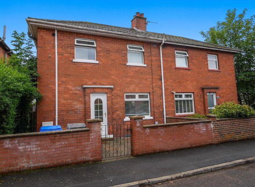 3 Chesham Gardens, Ravenhill Road, Belfast, BT6 8GX