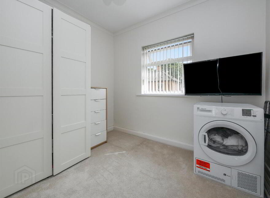 3 Chesham Gardens, Ravenhill Road, Belfast, BT6 8GX