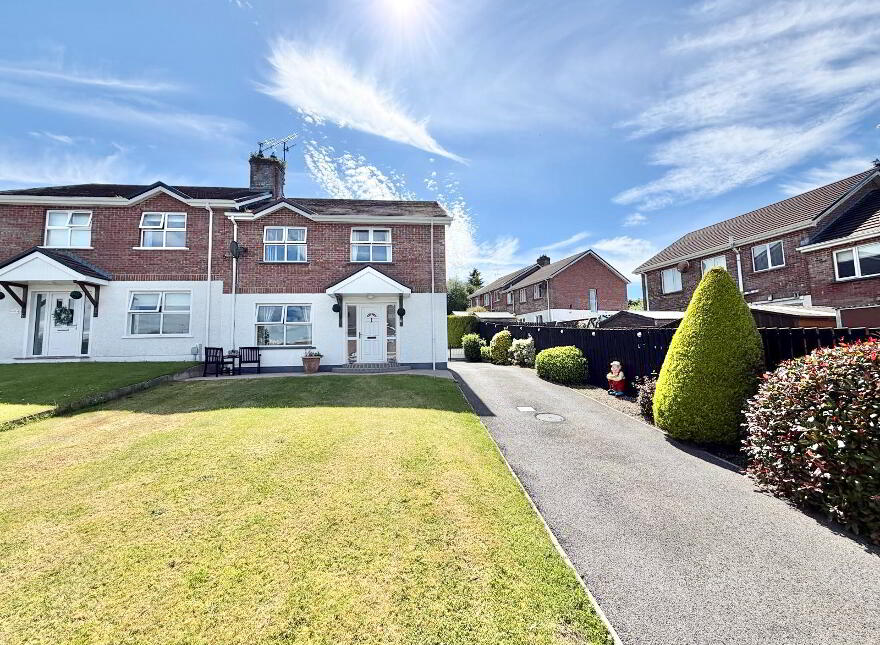 11 Castle Court, Newtownstewart, Omagh, BT78 4JP