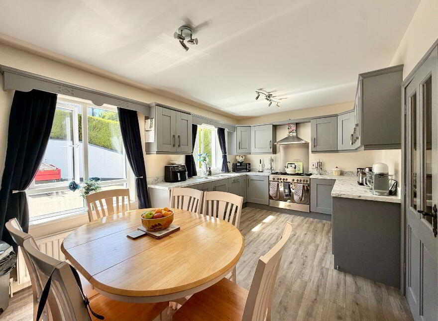 11 Castle Court, Newtownstewart, Omagh, BT78 4JP