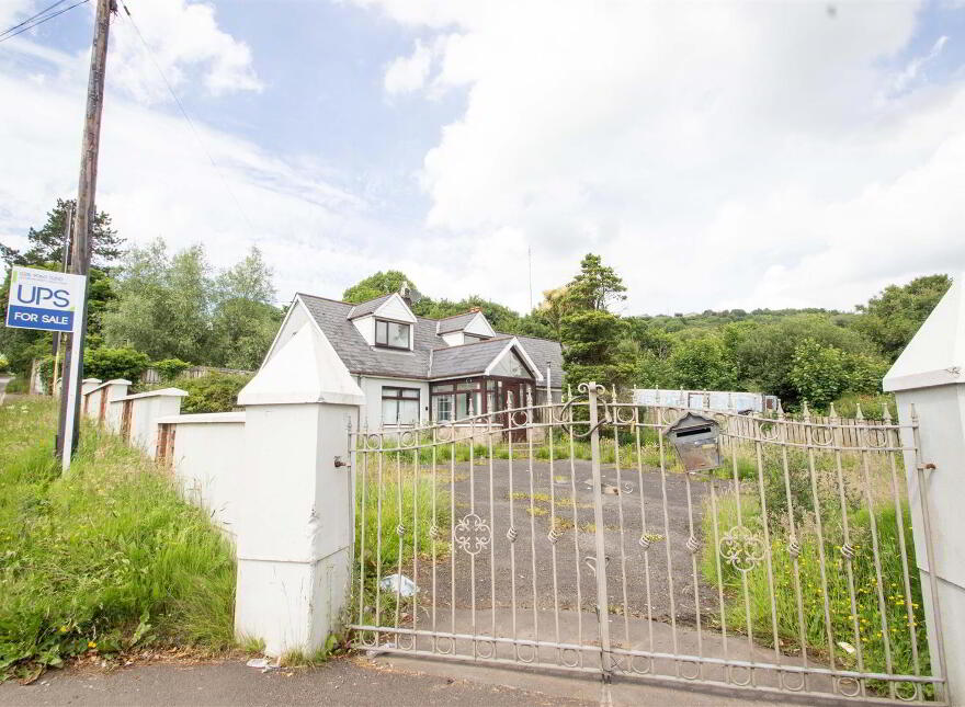 7 Hannahstown Hill, Hannahstown, Belfast, BT17 0LT