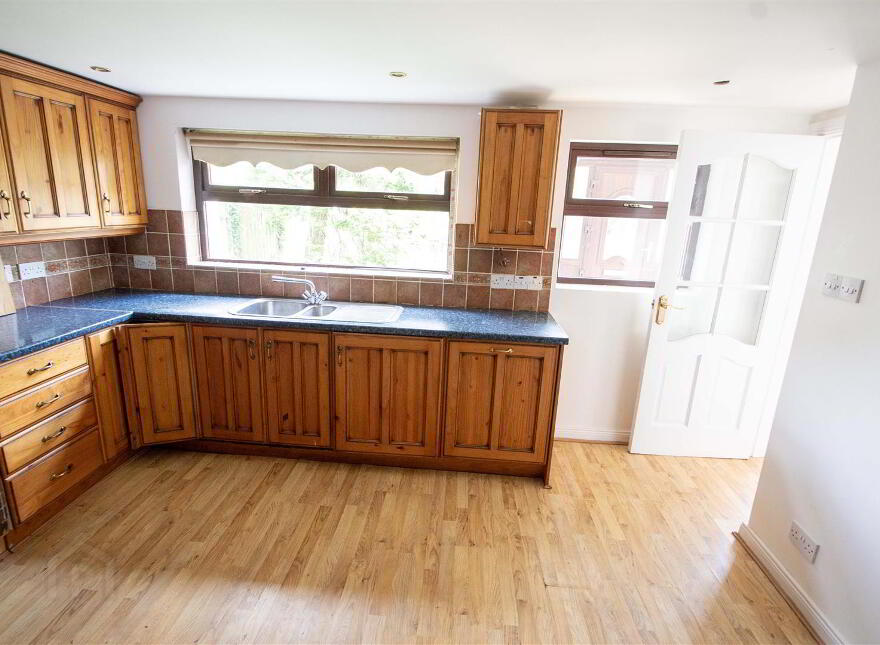 7 Hannahstown Hill, Hannahstown, Belfast, BT17 0LT