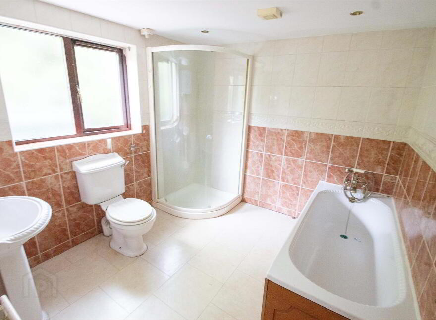 7 Hannahstown Hill, Hannahstown, Belfast, BT17 0LT