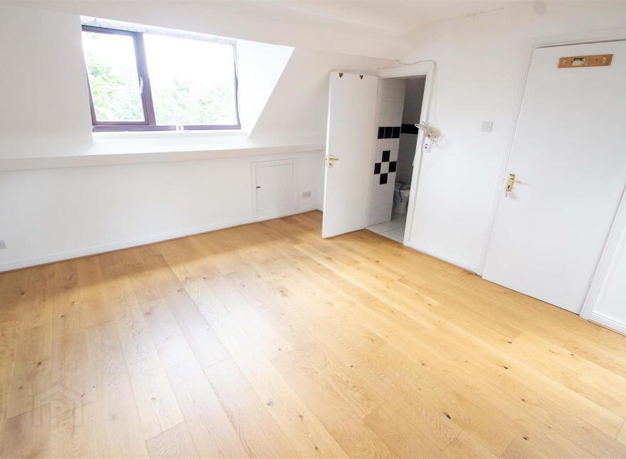 7 Hannahstown Hill, Hannahstown, Belfast, BT17 0LT