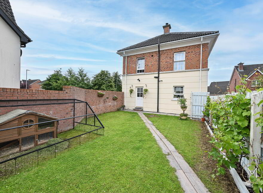56 Carnbeg Dale, Antrim, BT41 4RE