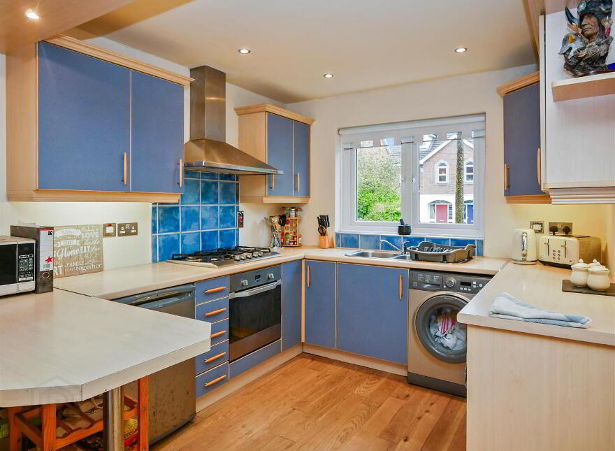 11a Ardenlee Way, Ravenhill Road, Belfast, BT6 8QW