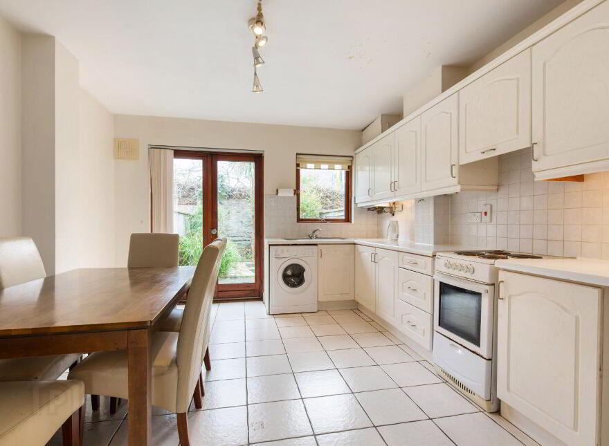 7 Lansdowne Crescent, Ballsbridge, Ballsbridge, D04H7A4