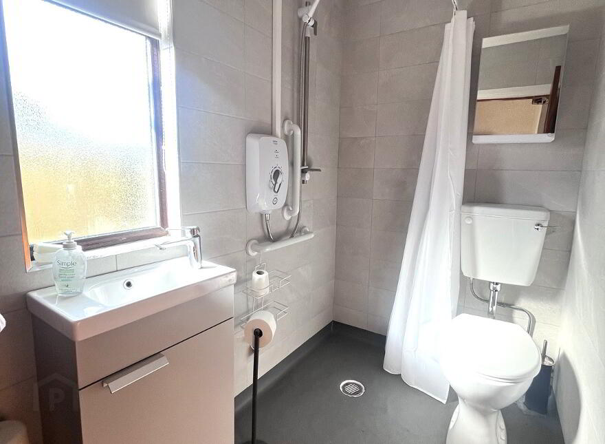 54 Kesh Road, Irvinestown, BT94 1BX
