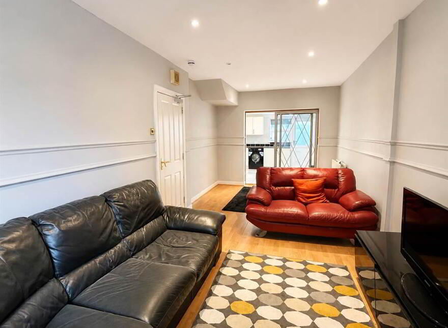 349 Donegall Road ( Non-HMO), Belfast, BT12 6FQ