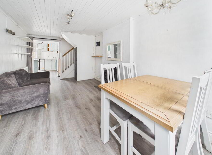 6 McDonagh St, Nenagh, E45YA31