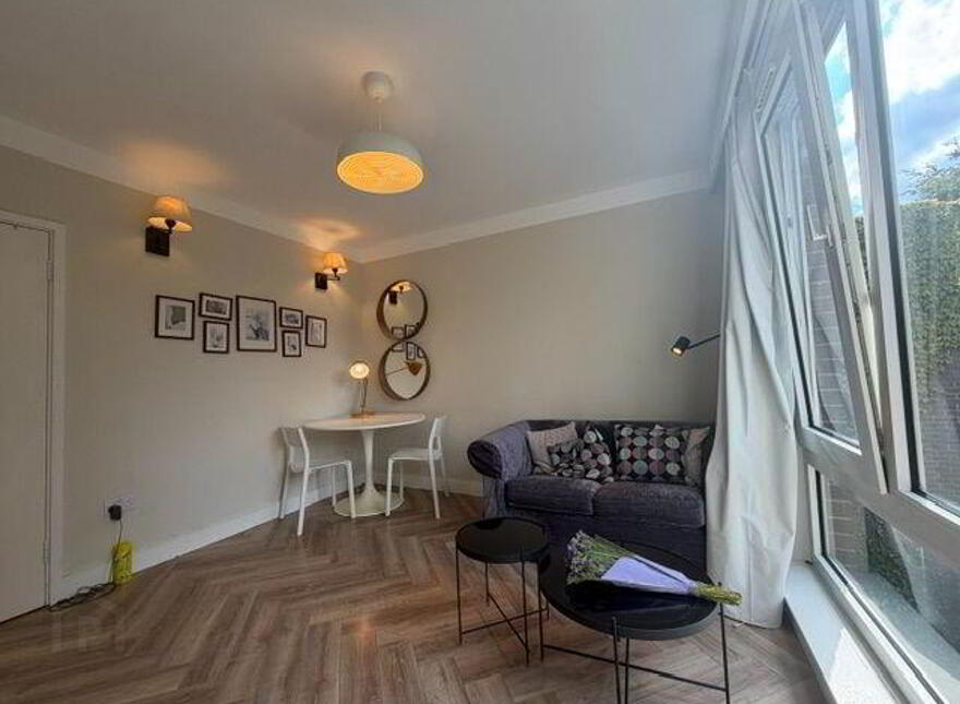 Hampton Court, Bloomfield Avenue, Donnybrook, Donnybrook, D04F7H6