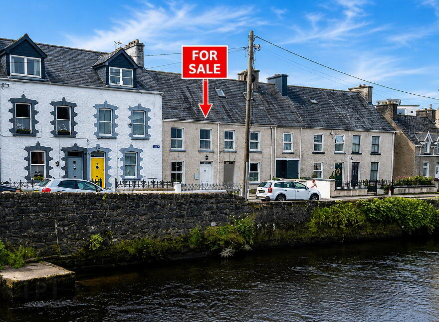 5 Castle Street, Donegal Town, F94N8P2