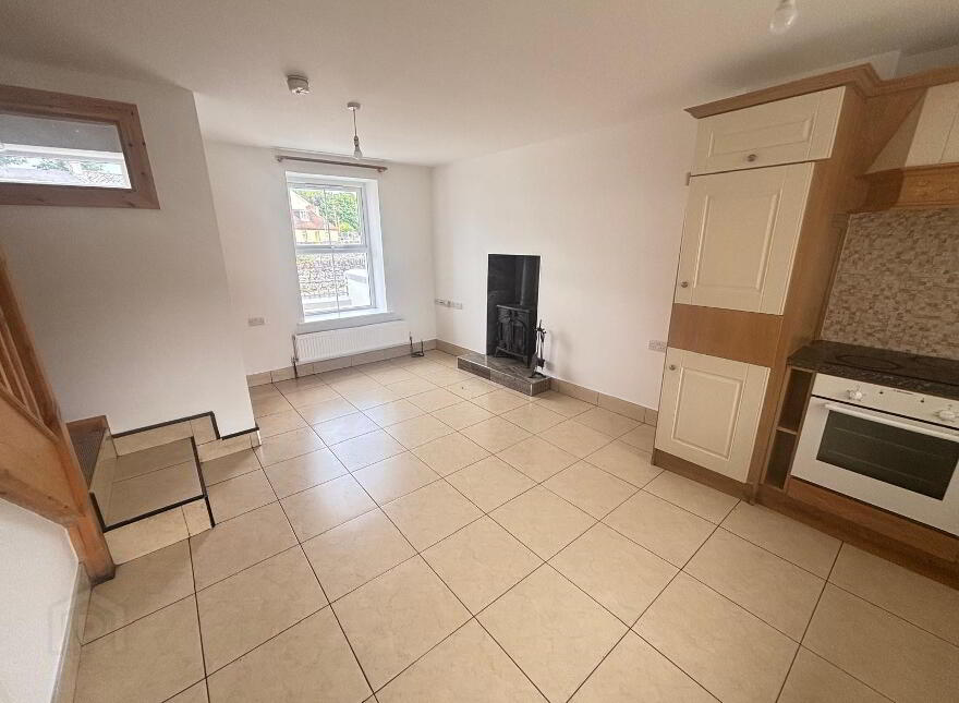 5 Castle Street, Donegal Town, F94N8P2