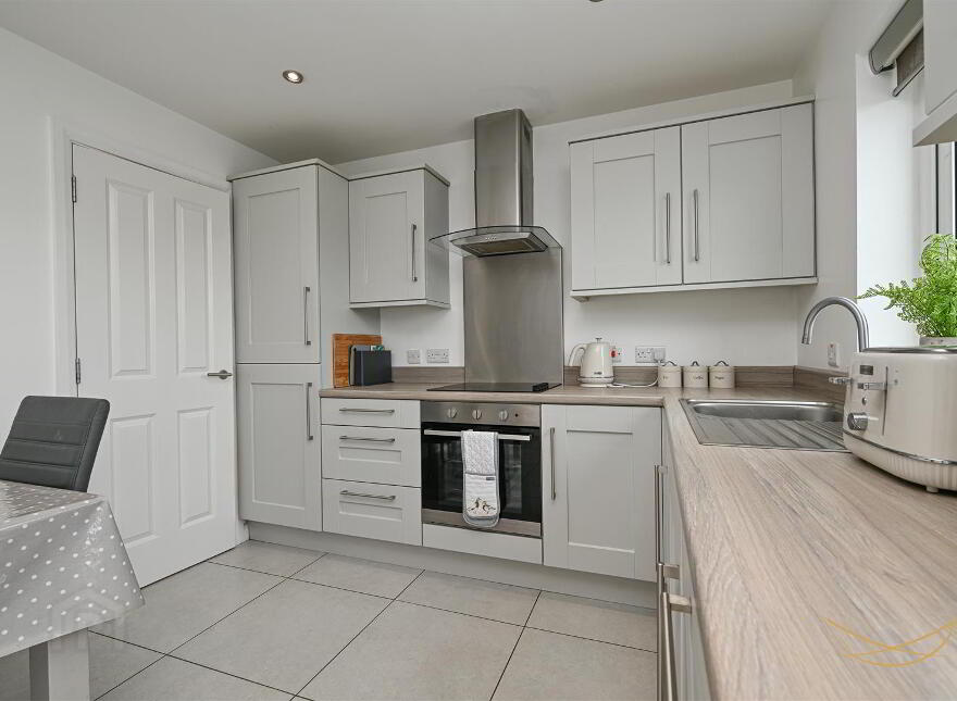 9 Henryville Drive, Ballyclare, BT39 9XW