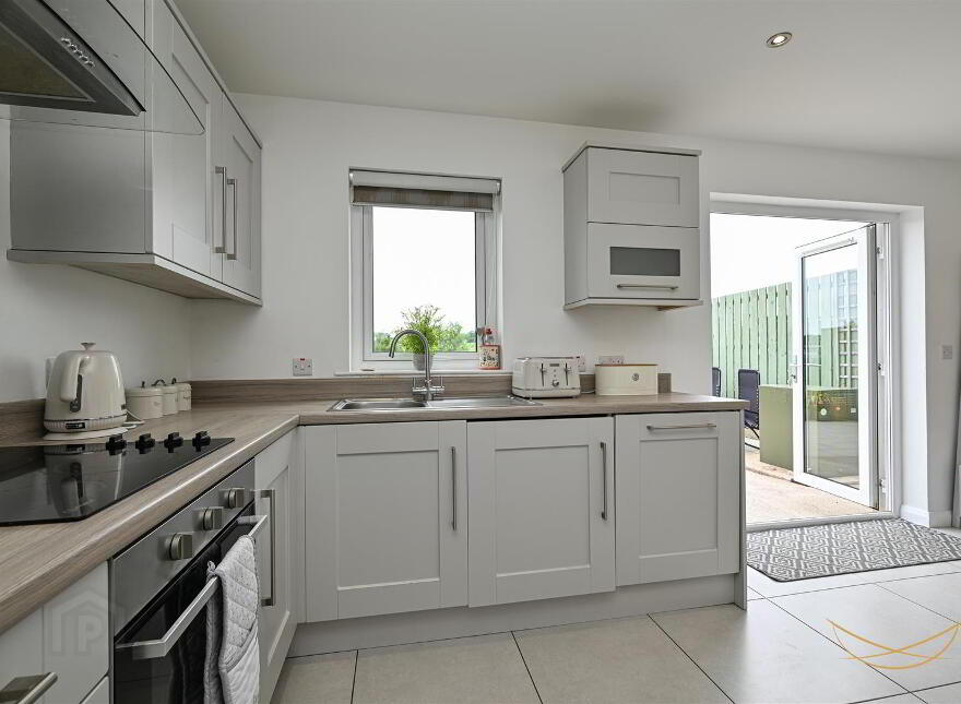 9 Henryville Drive, Ballyclare, BT39 9XW