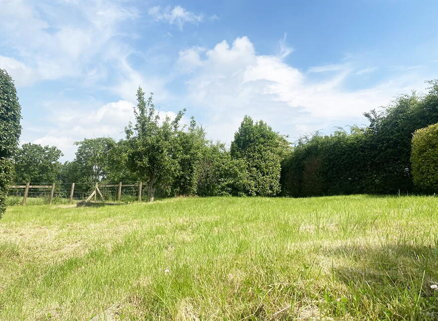 83 Knockgorm Road, Banbridge, BT32 3TE