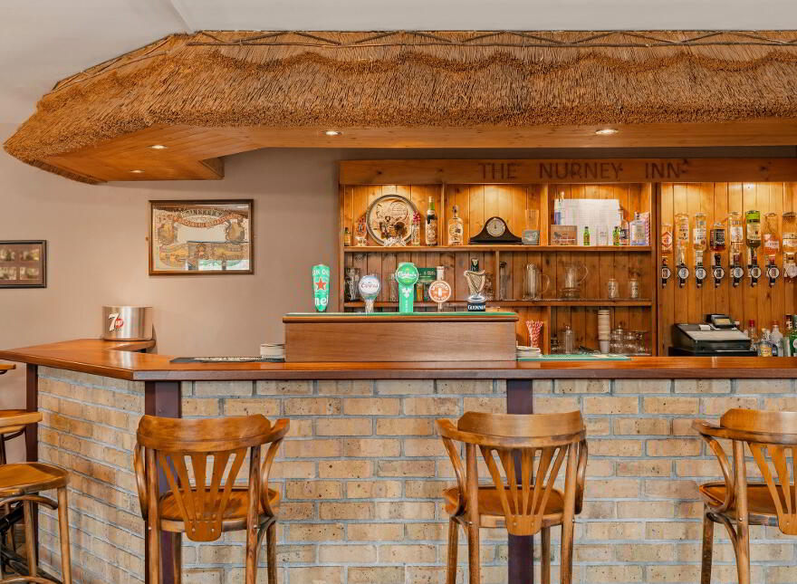 Nurney Inn, Main St, Nurney, R93AH95